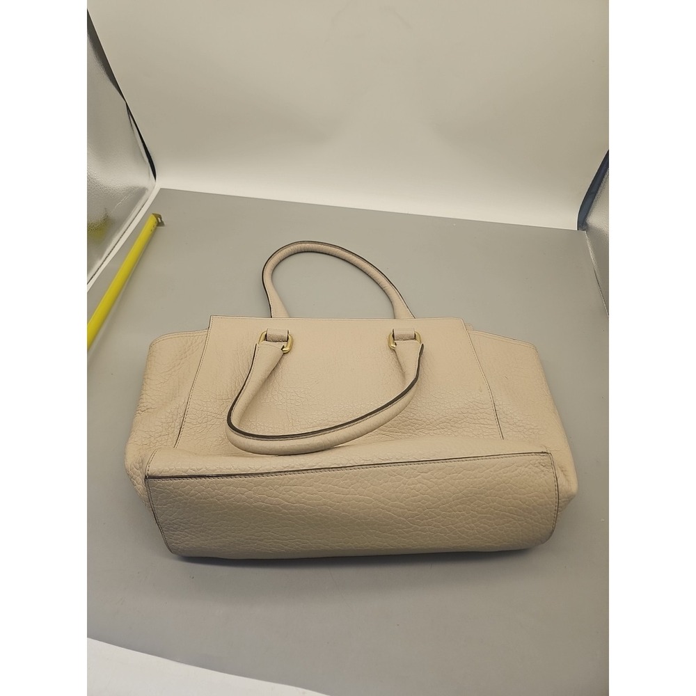 COACH LEGACY TEXTURED LEATHER SHOULDER BAG COLOR:BEIGE/BLACK No 19926 - Picture 4 of 8